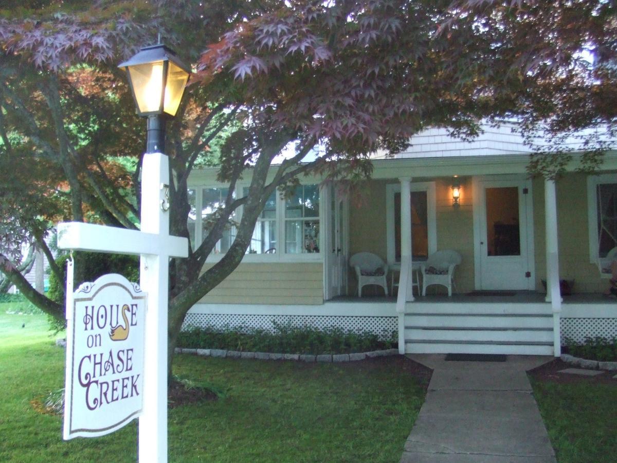 Bed and Breakfast House On Chase Creek Shelter Island Heights Esterno foto