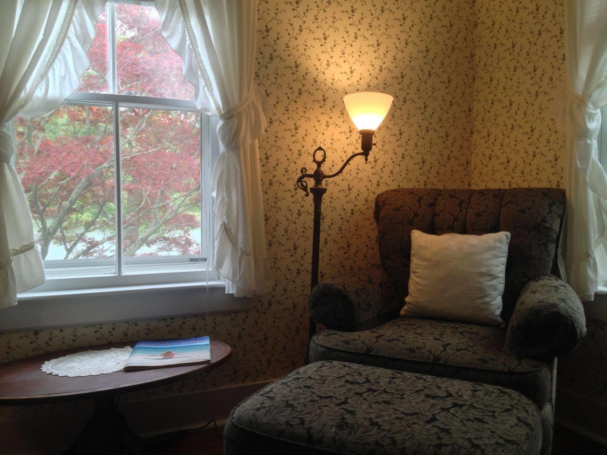 Bed and Breakfast House On Chase Creek Shelter Island Heights Esterno foto
